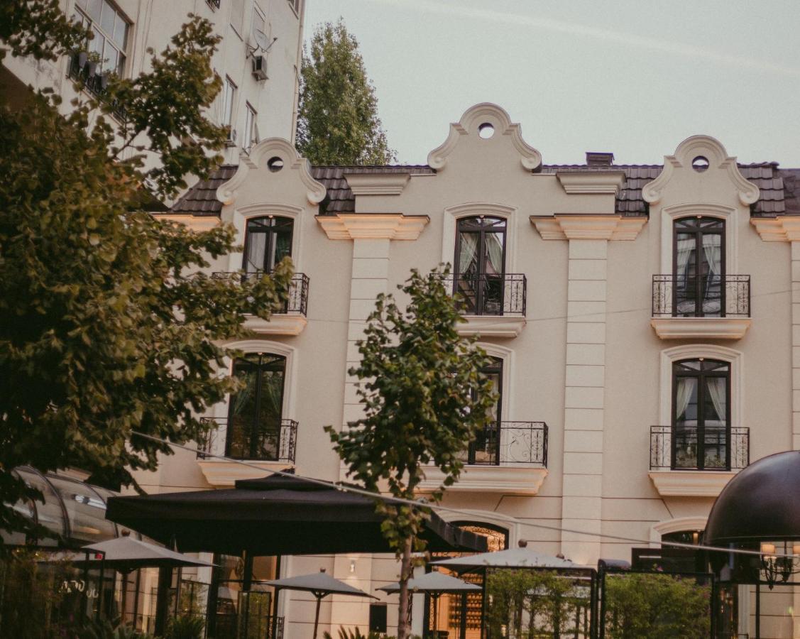 Arte Boutique Hotel ティラナ エクステリア 写真