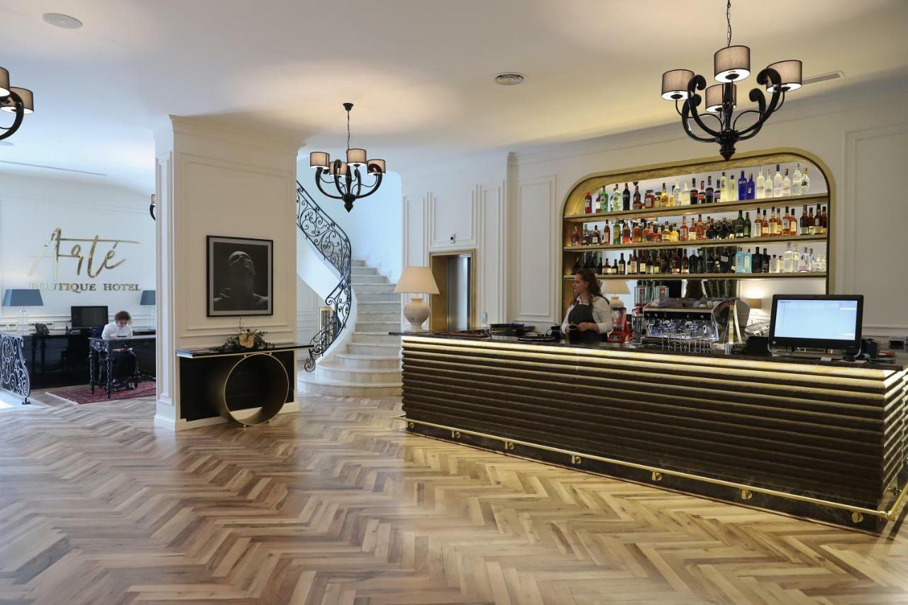 Arte Boutique Hotel ティラナ エクステリア 写真